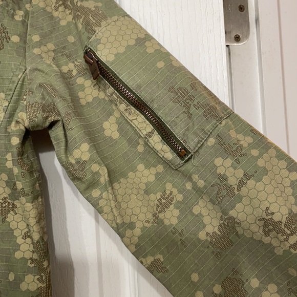 DKNY Cotton Camo Jacket with Zippers Size Medium - Picture 3 of 8